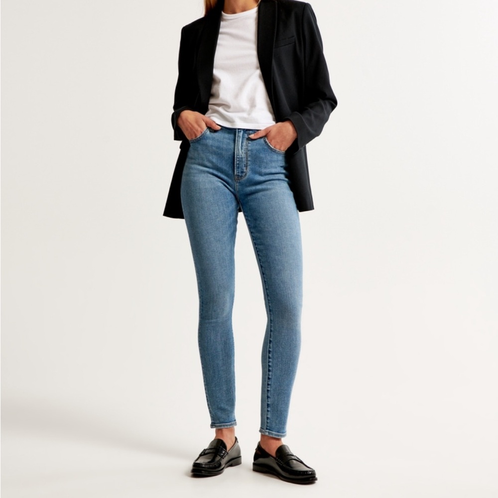 Abercrombie High Rise Skinny Jean
